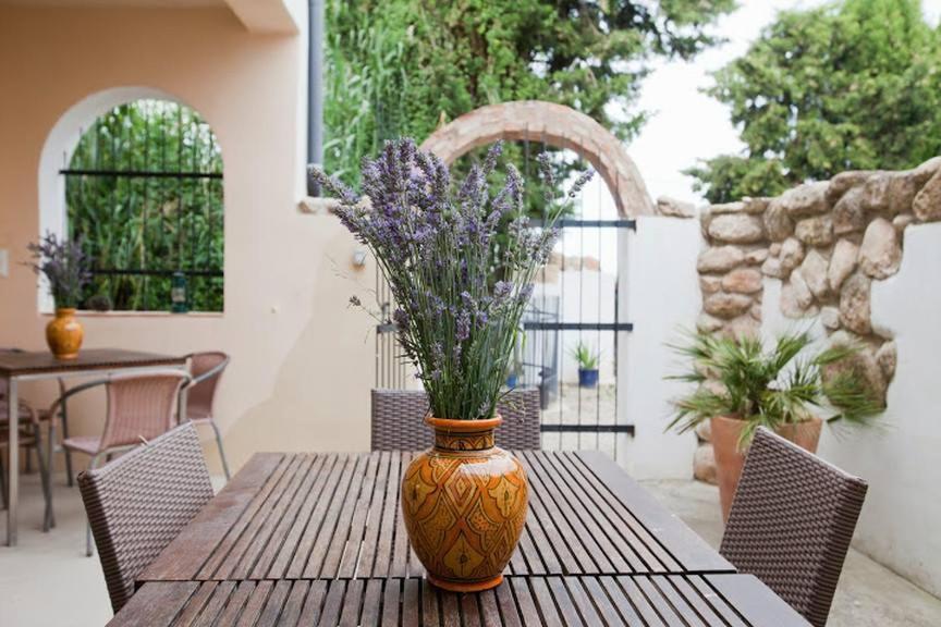 Гостьовий будинок Cal Pau Cruset Torrellas de Foix Екстер'єр фото